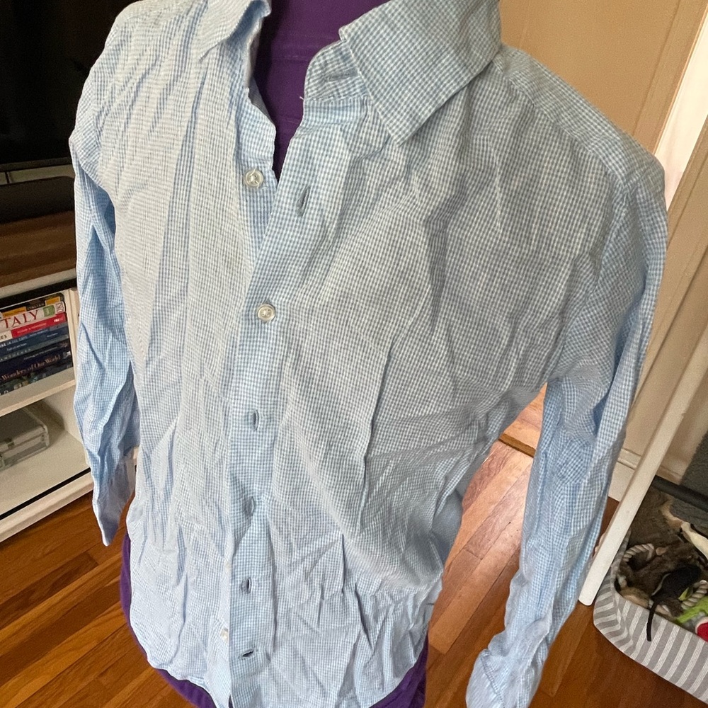 Vince boys blue button down shirt, size s, EUC